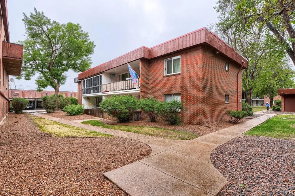 10125 W 25th Avenue Lakewood CO 80215