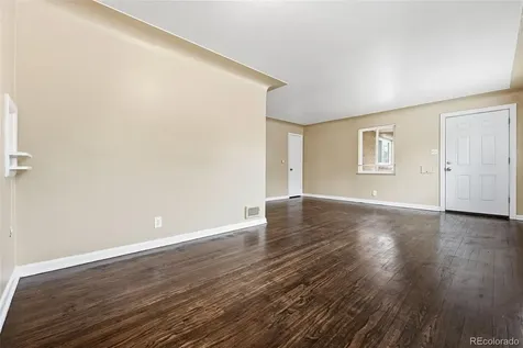 1717 Clinton Street Aurora CO 80010