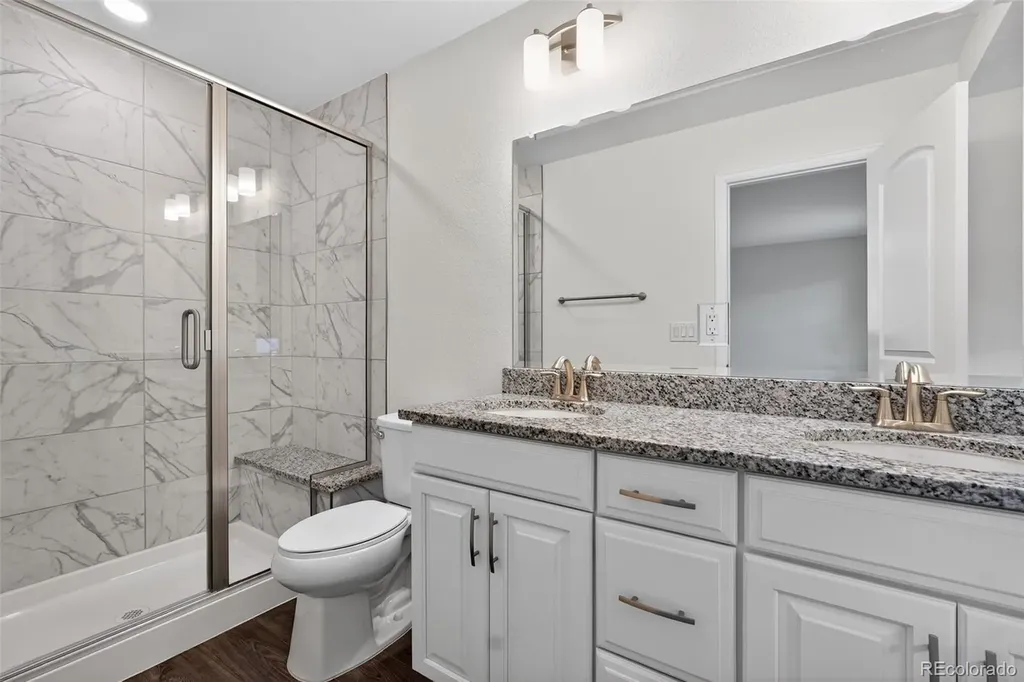 6050 N Netherland Court Aurora CO 80019