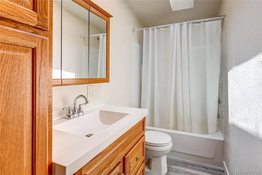15923 County Road 25 Sterling CO 80751
