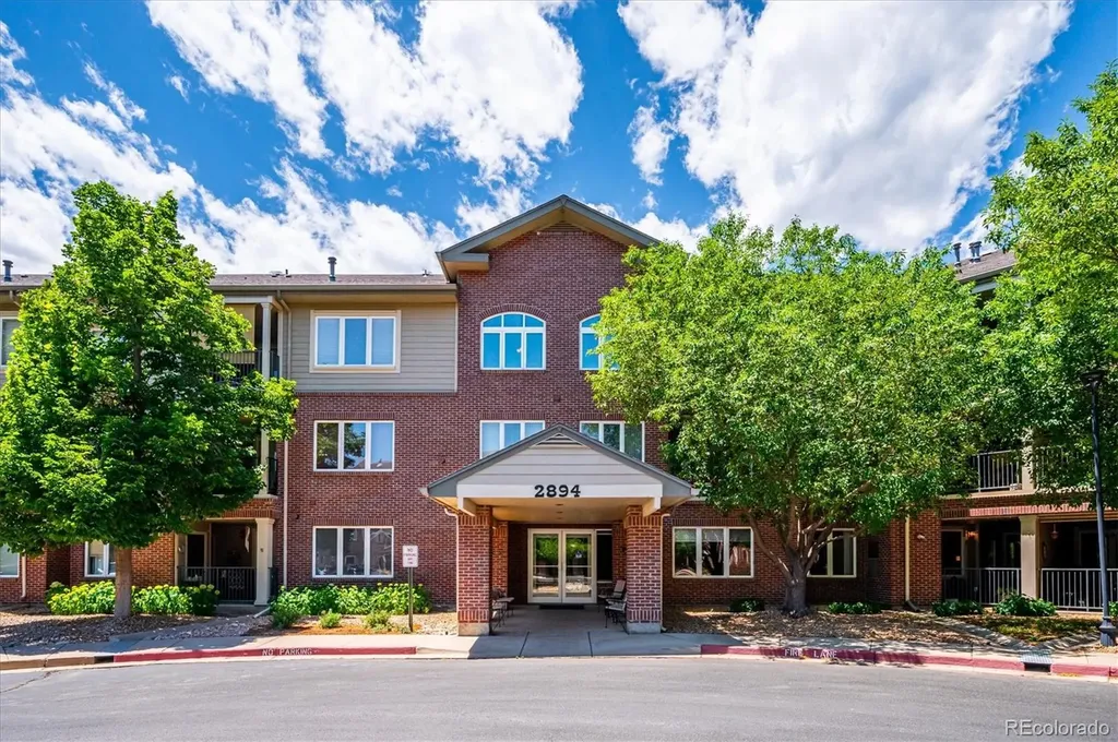 2894 W Riverwalk Circle Littleton CO 80123