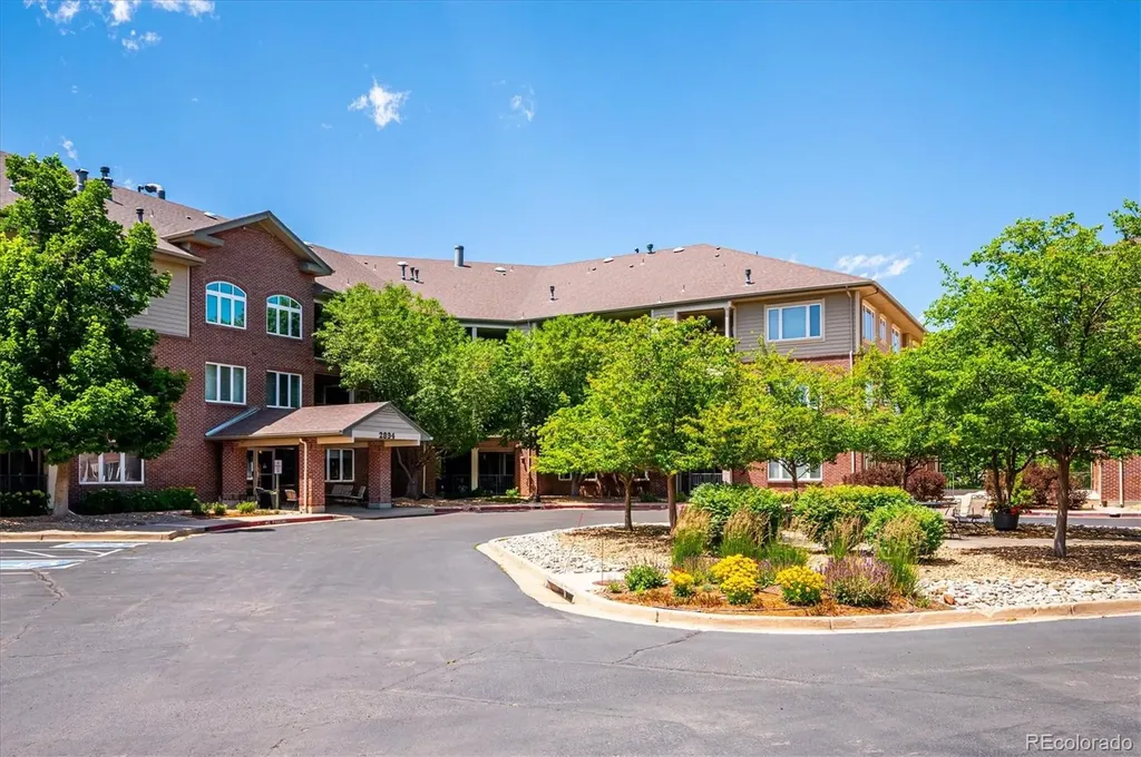 2894 W Riverwalk Circle Littleton CO 80123