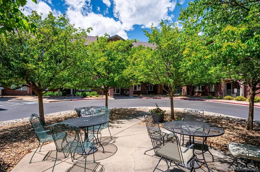 2894 W Riverwalk Circle Littleton CO 80123
