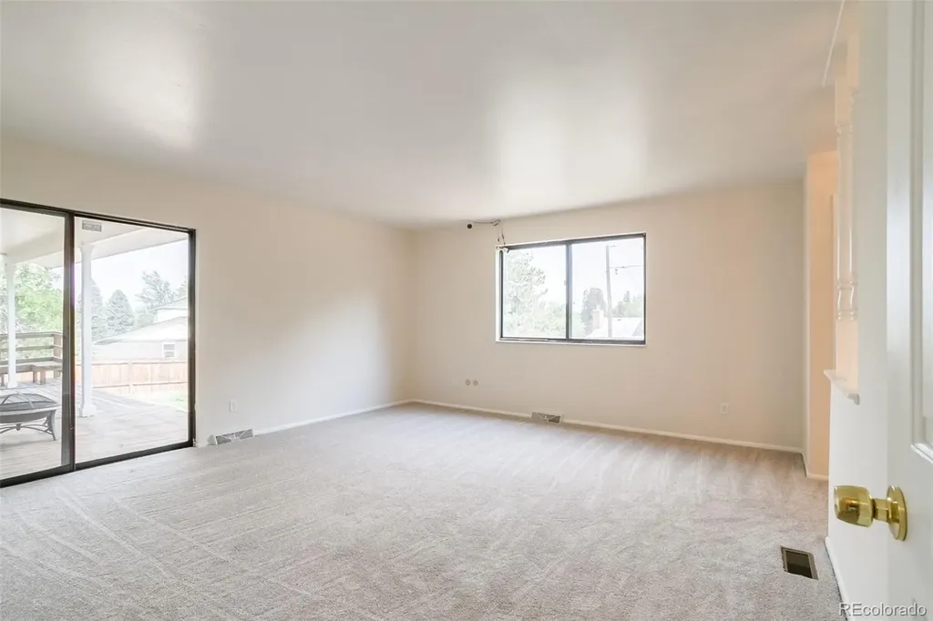 8654 E Eastman Avenue Denver CO 80231