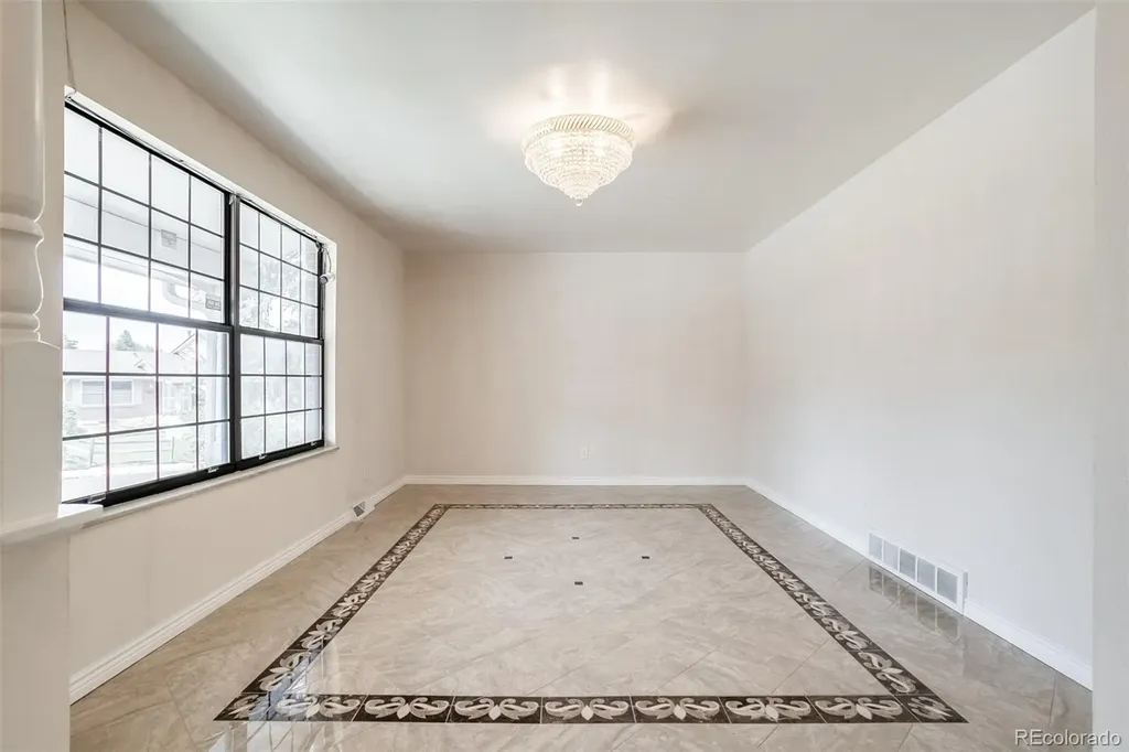 8654 E Eastman Avenue Denver CO 80231