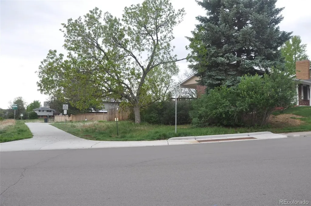 8654 E Eastman Avenue Denver CO 80231