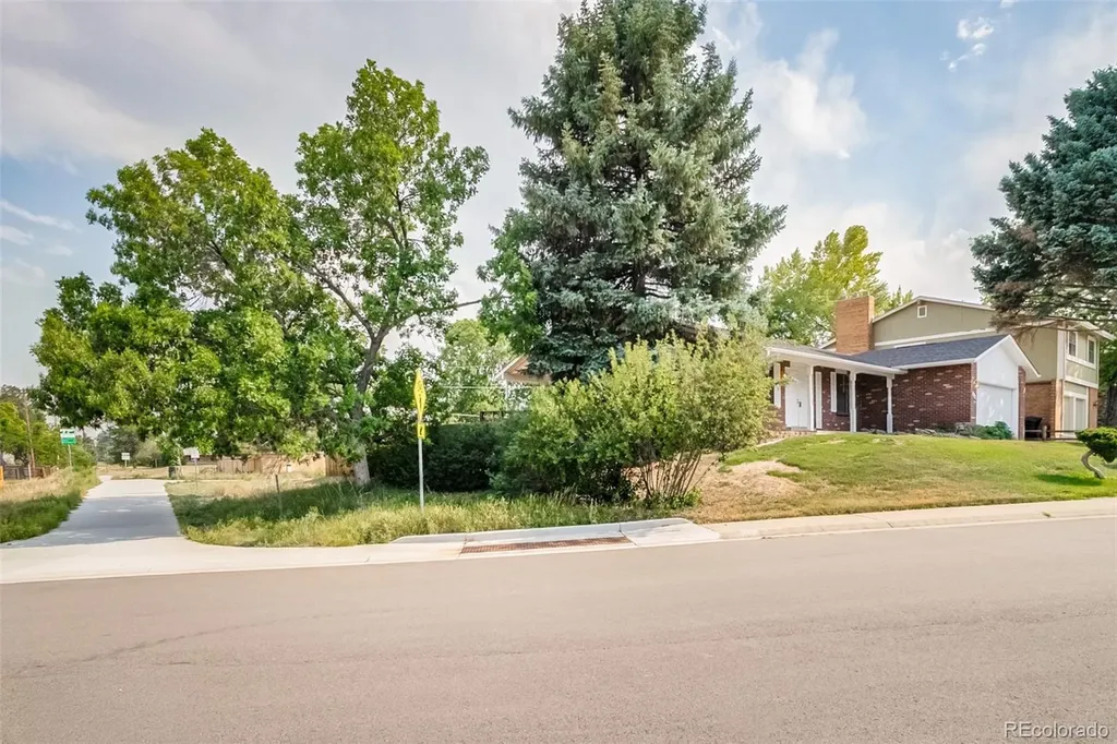 8654 E Eastman Avenue Denver CO 80231