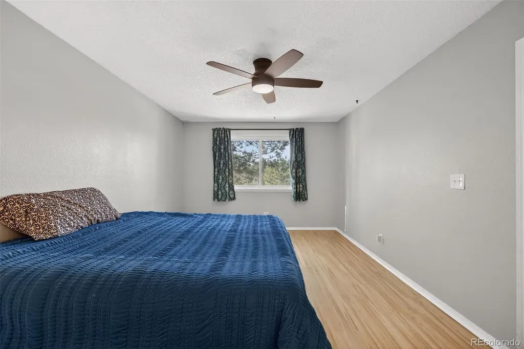 8225 Fairmount Drive Denver CO 80247