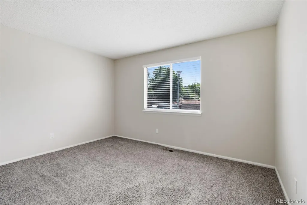 9525 W David Avenue Littleton CO 80128