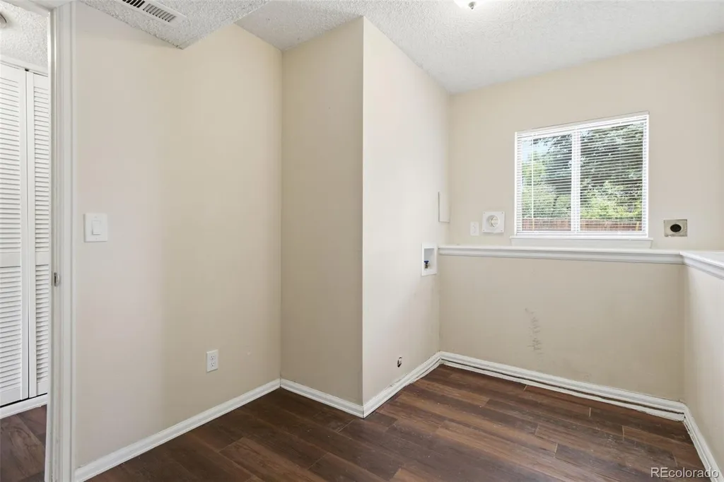 9525 W David Avenue Littleton CO 80128