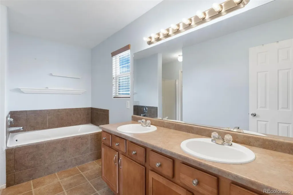 3802 Tahoe Forest Lane Colorado Springs CO 80925