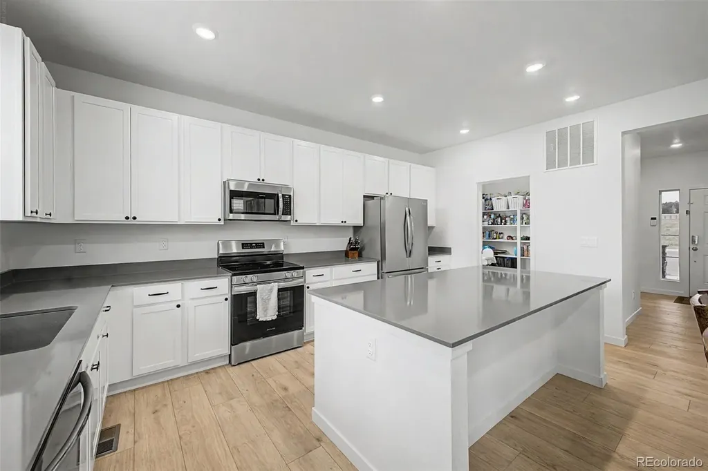241 Paloma Way Elizabeth CO 80107