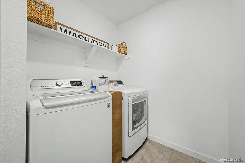 241 Paloma Way Elizabeth CO 80107