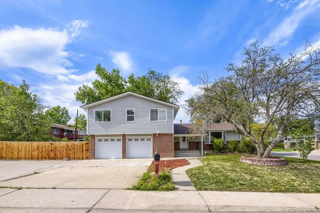 7047 W 62nd Place Arvada CO 80003