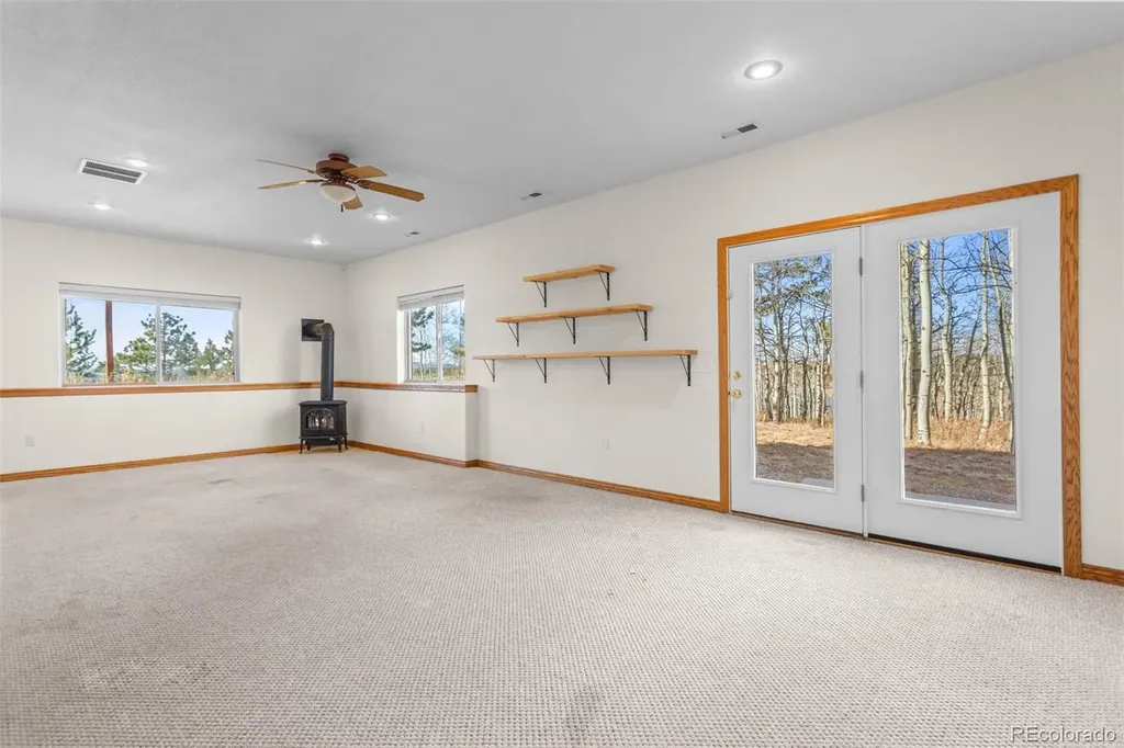 162 Ridge Top Drive Divide CO 80814