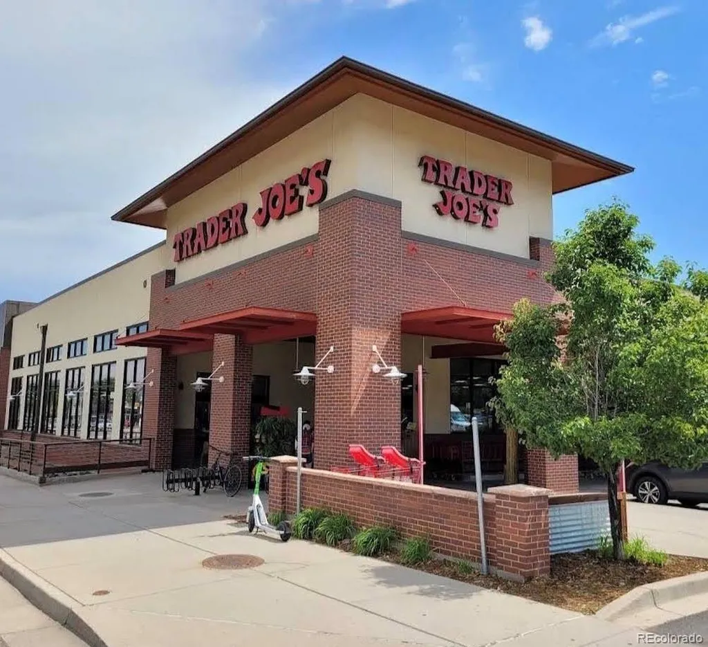 955 Eudora Street Denver CO 80220