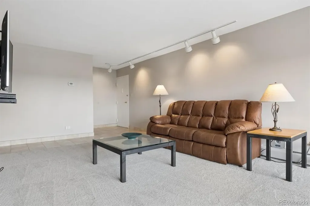 955 Eudora Street Denver CO 80220