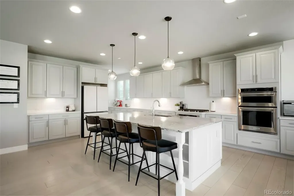 8187 S Little River Way Aurora CO 80016