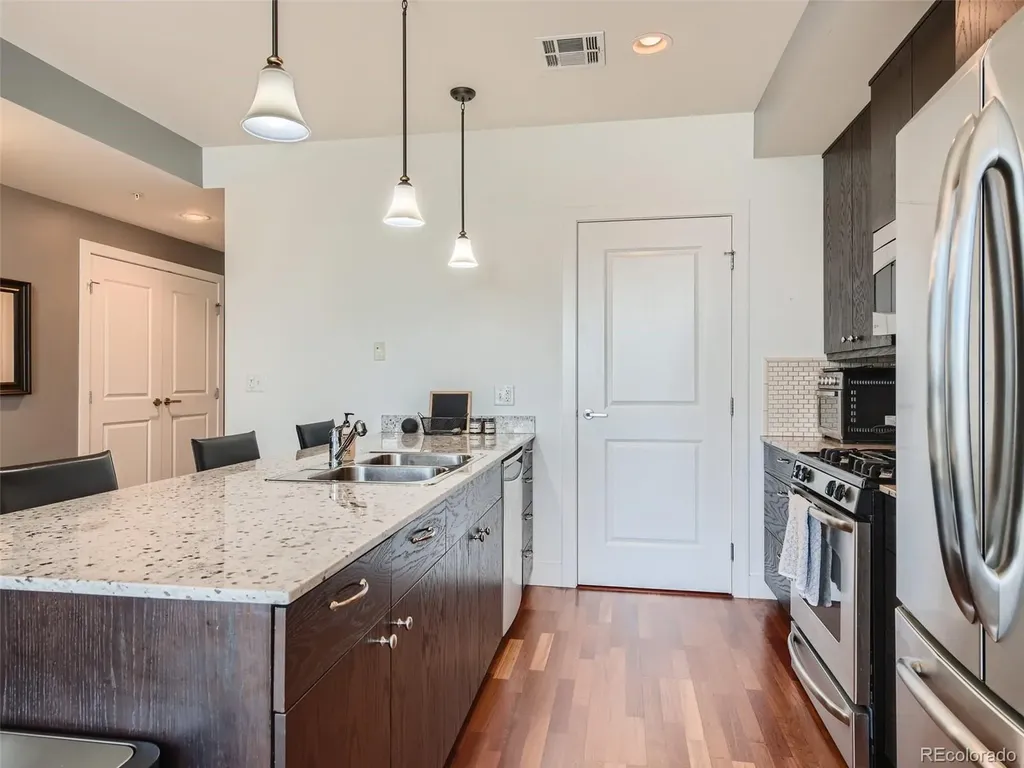 2001 Lincoln Street Denver CO 80202