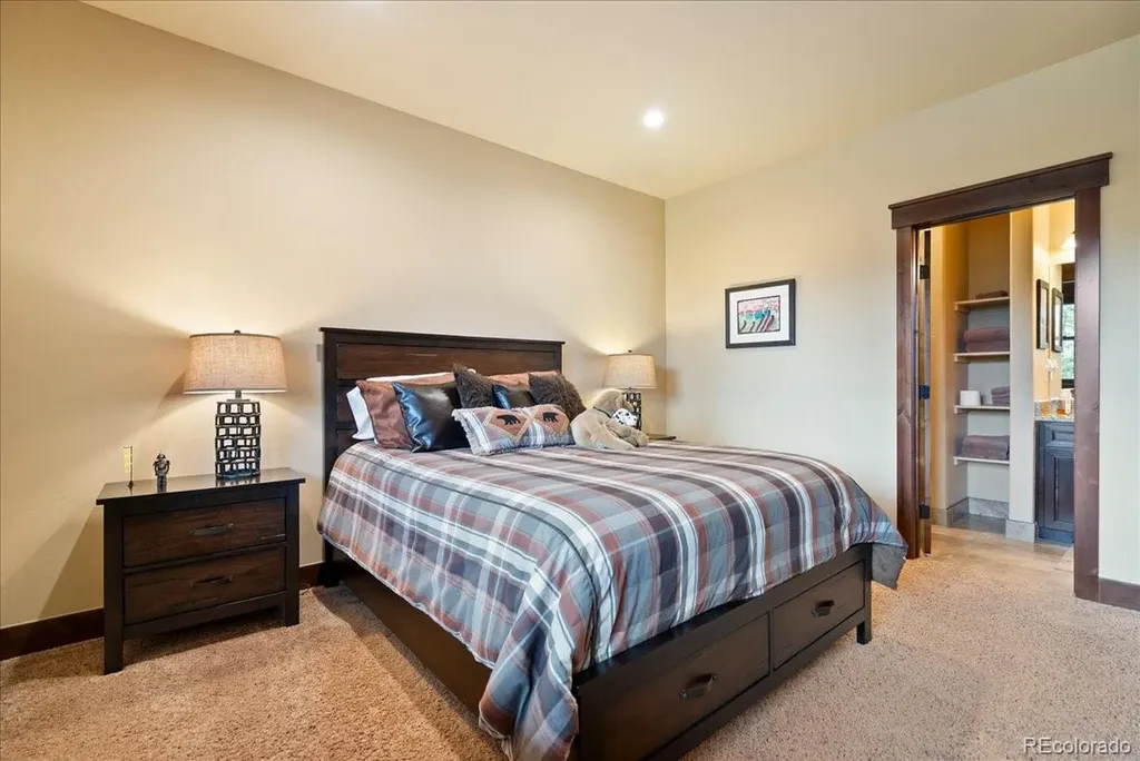 853 Independence Road Dillon CO 80435