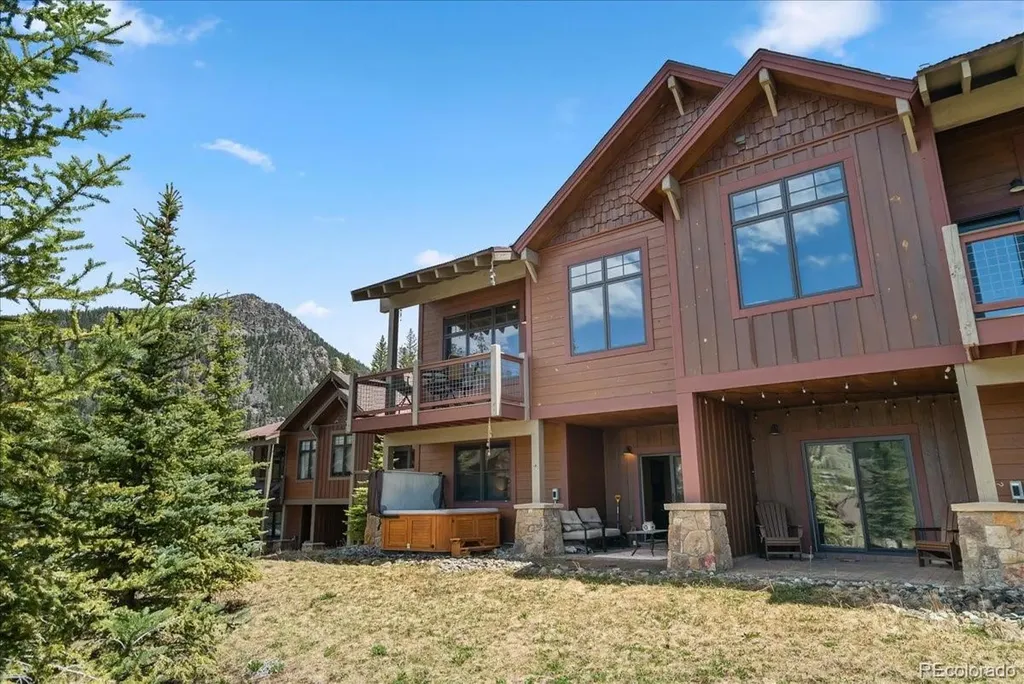 853 Independence Road Dillon CO 80435