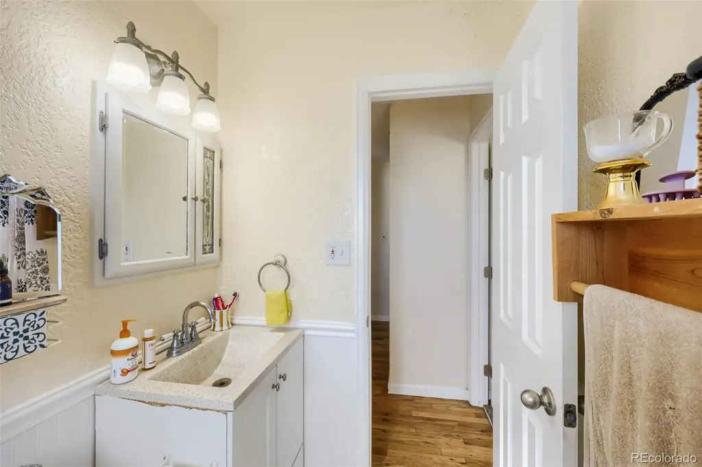 1133 Livingston Avenue Colorado Springs CO 80906