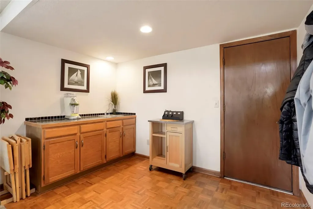 5200 S Memphis Court Aurora CO 80015