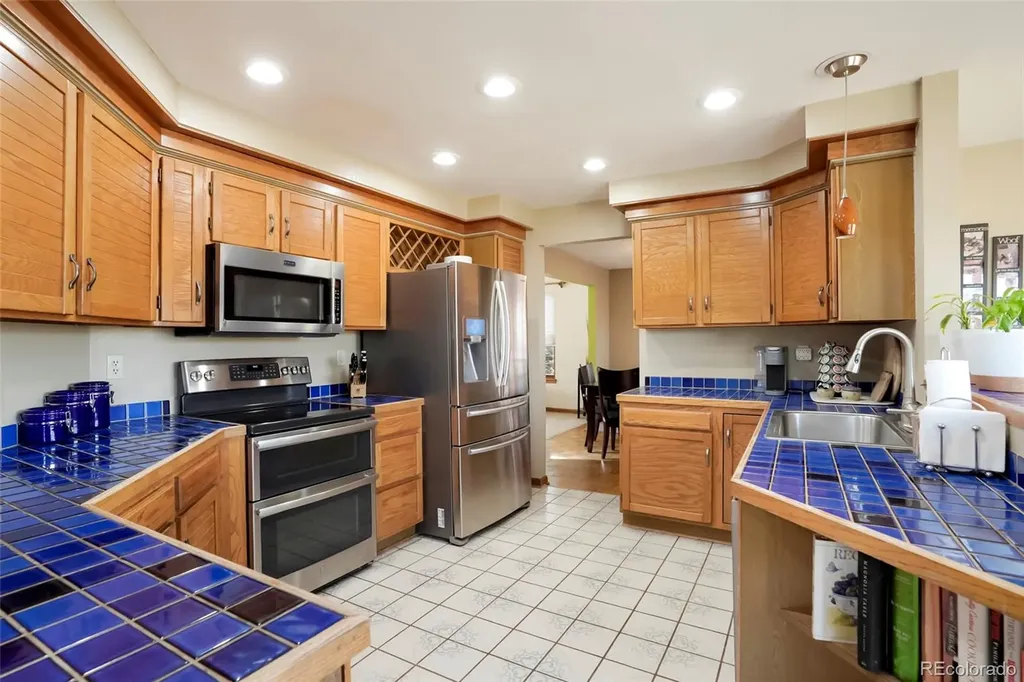 5200 S Memphis Court Aurora CO 80015