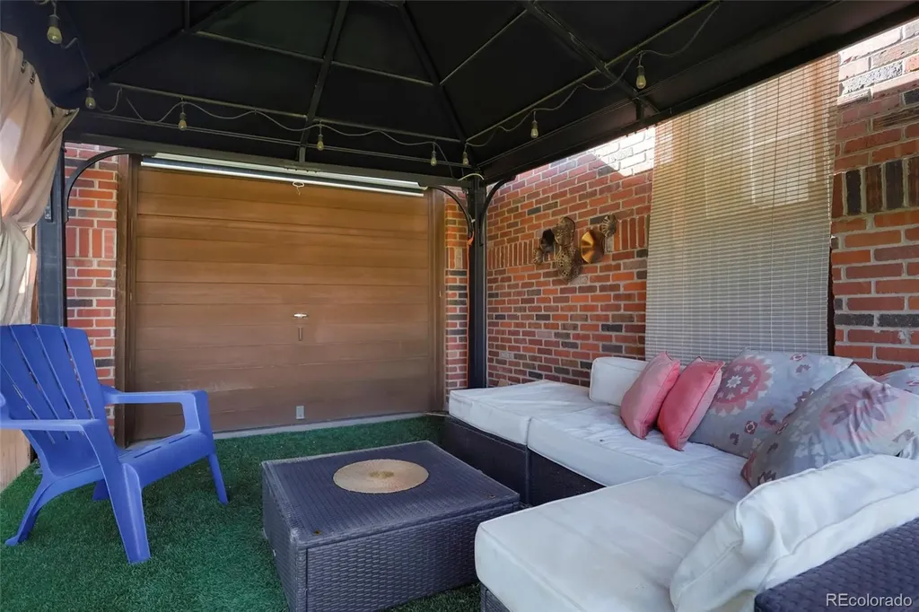 5200 S Memphis Court Aurora CO 80015