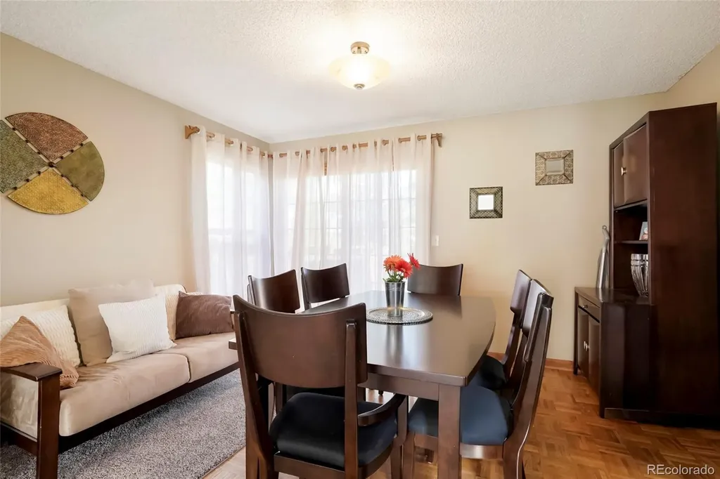 5200 S Memphis Court Aurora CO 80015