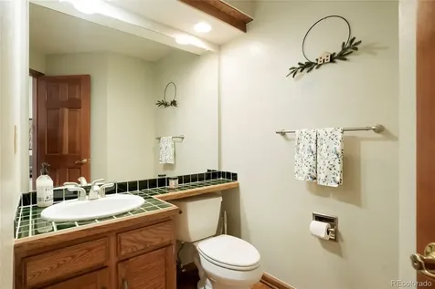 5200 S Memphis Court Aurora CO 80015