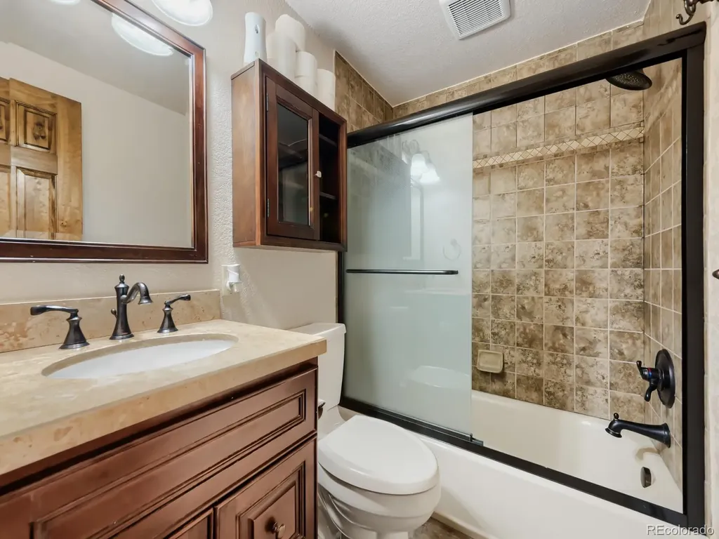 12875 Hillcrest Drive Longmont CO 80504