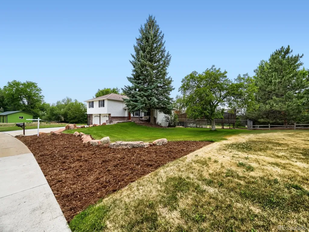 12875 Hillcrest Drive Longmont CO 80504