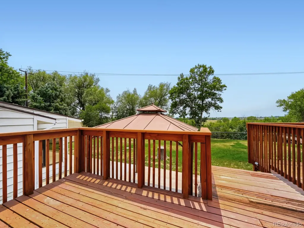 12875 Hillcrest Drive Longmont CO 80504