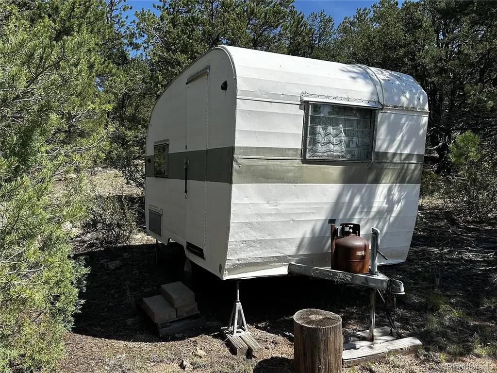 1380&1410 Oak Drive Westcliffe CO 81252