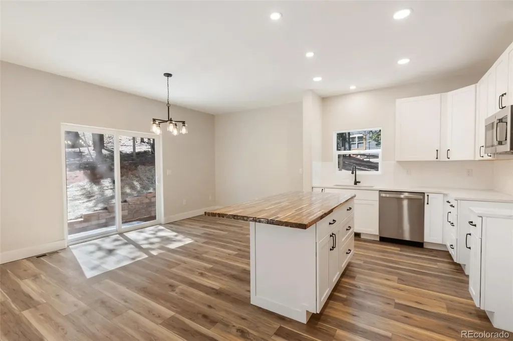 671 Bradford Drive Woodland Park CO 80863