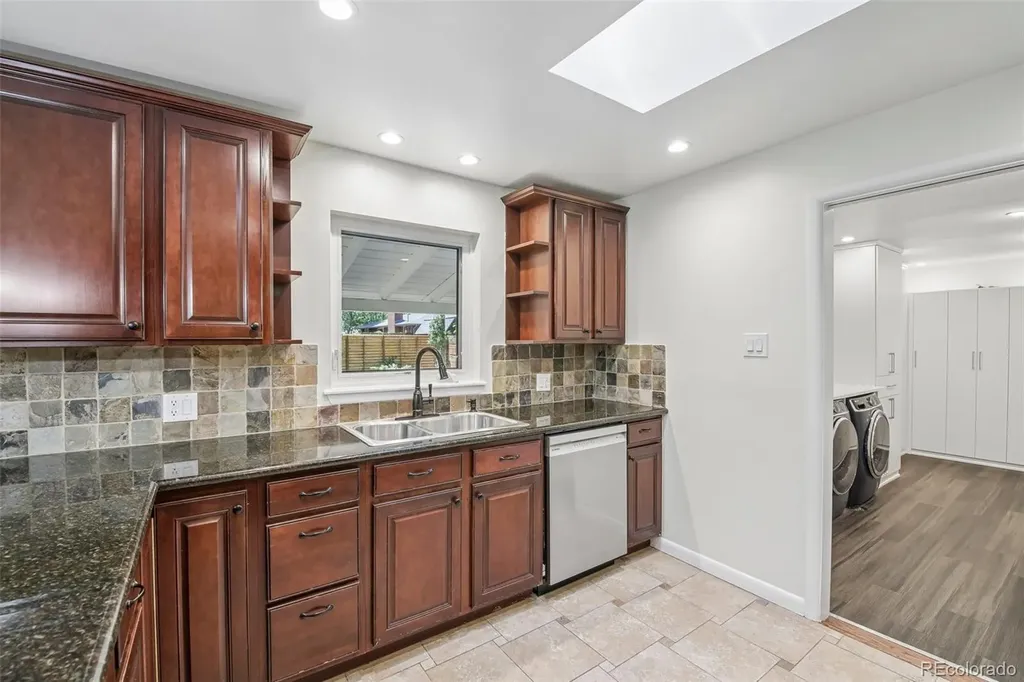 395 S Olive Way Denver CO 80224