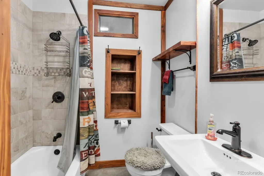 7001 County Road 255 Westcliffe CO 81252
