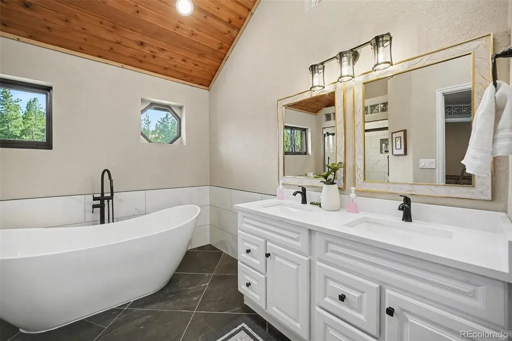 71 Wildewood Drive Nederland CO 80466