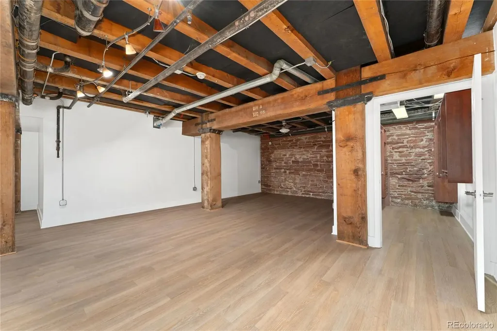 2960 Inca Street Denver CO 80202