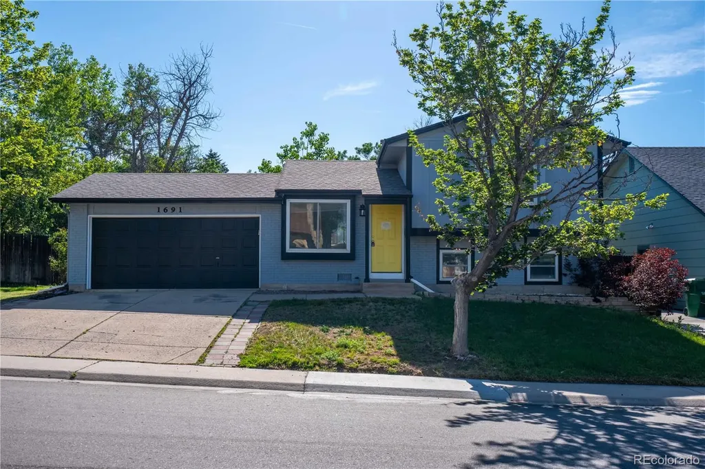 1691 S Cathay Street Aurora CO 80017