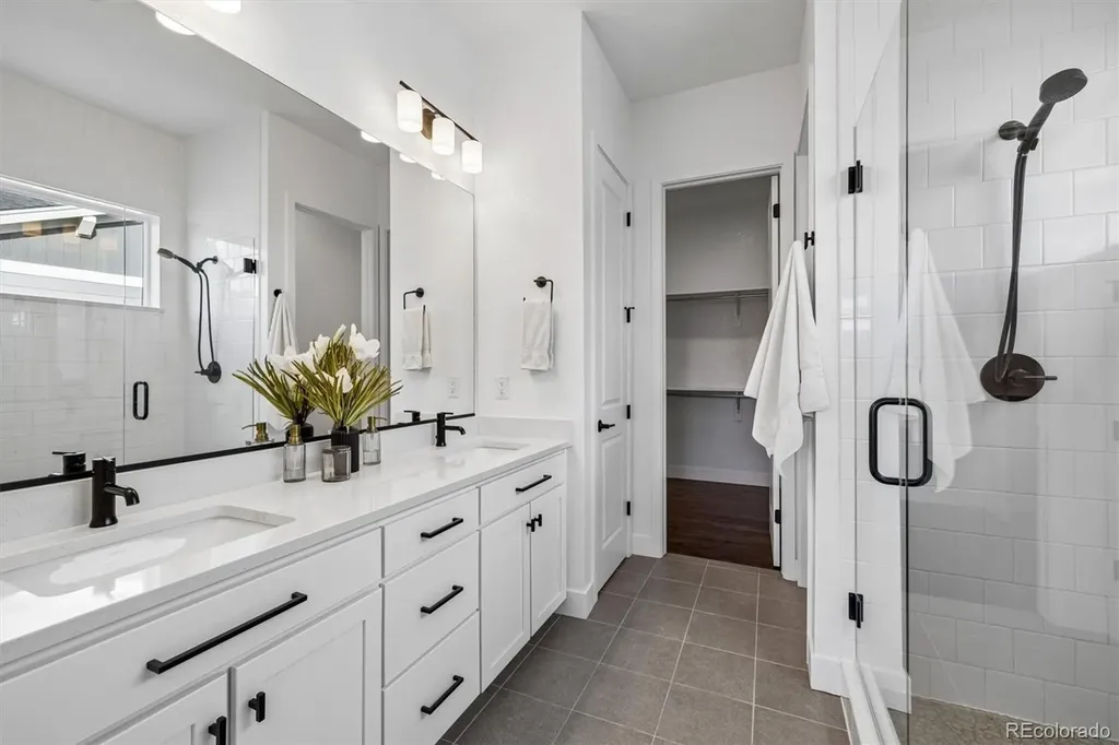 19056 W 94th Avenue Arvada CO 80007