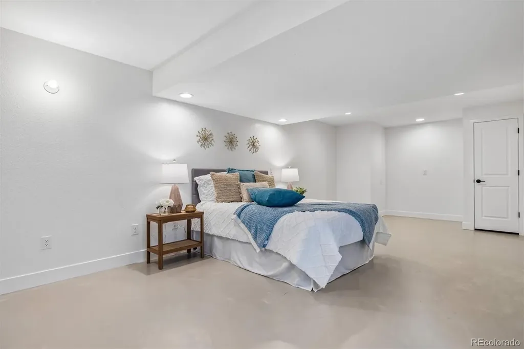 19056 W 94th Avenue Arvada CO 80007