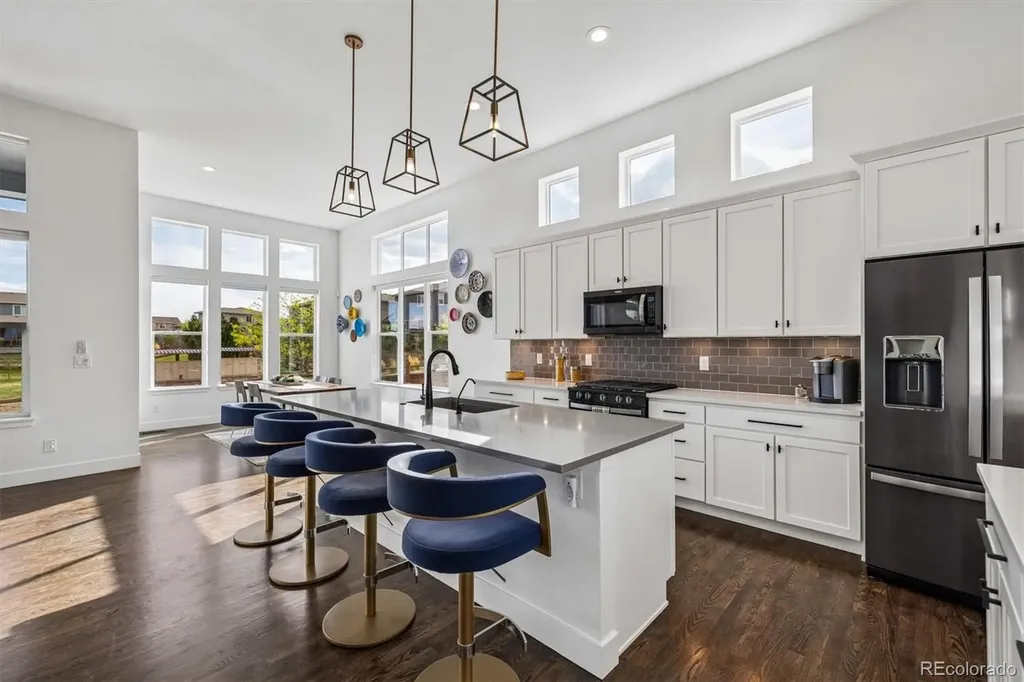 19056 W 94th Avenue Arvada CO 80007