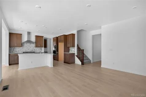 8722 Whiteclover Street Littleton CO 80125