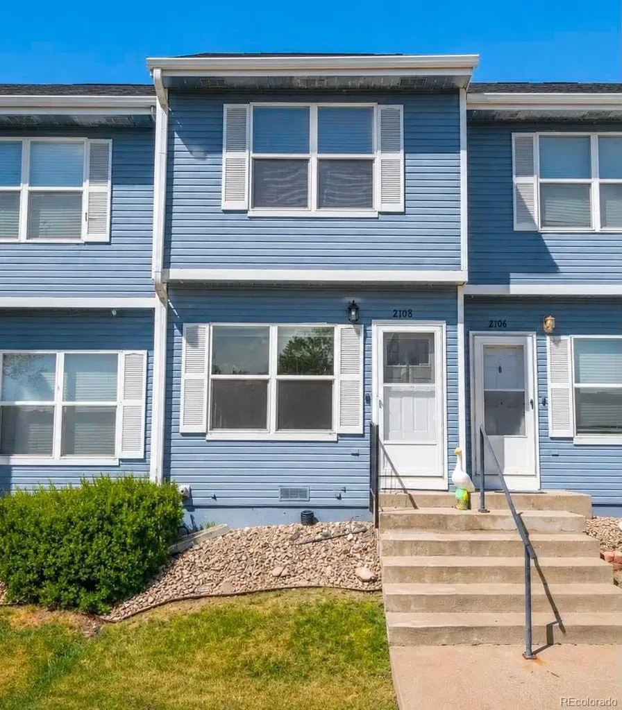2108 Oakcrest Circle Castle Rock CO 80104