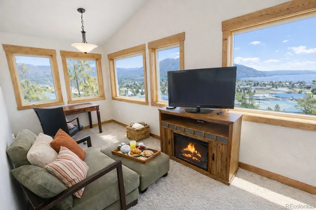 316 Park Avenue Grand Lake CO 80447