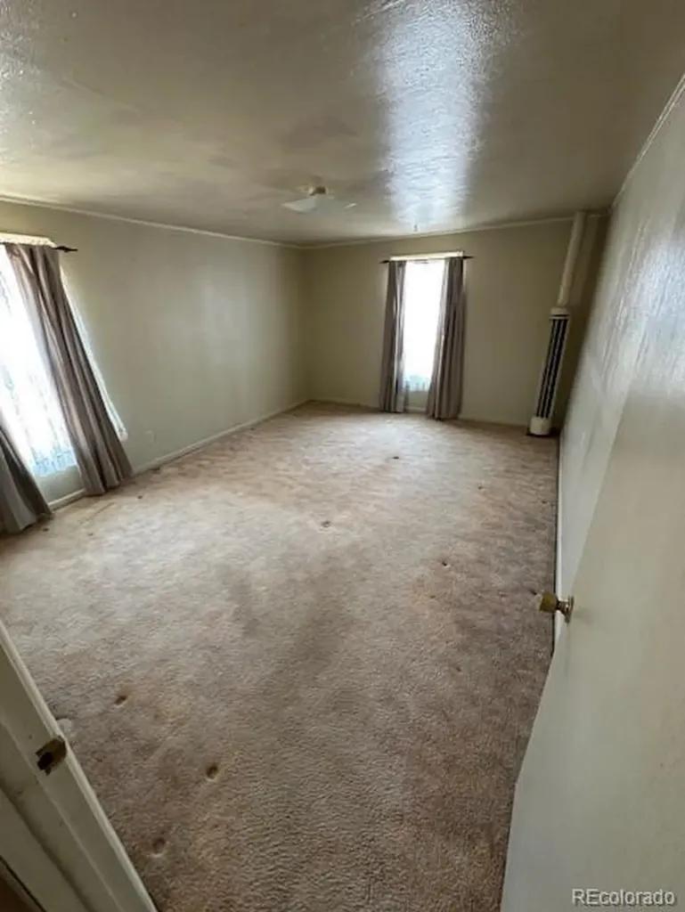 1012 Lincoln Street Wray CO 80758