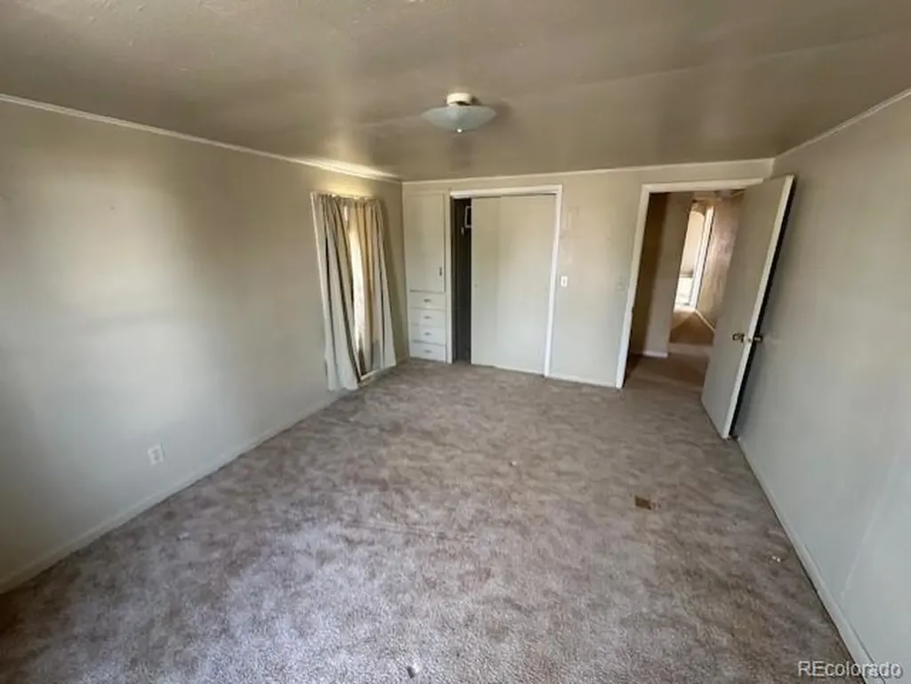 1012 Lincoln Street Wray CO 80758