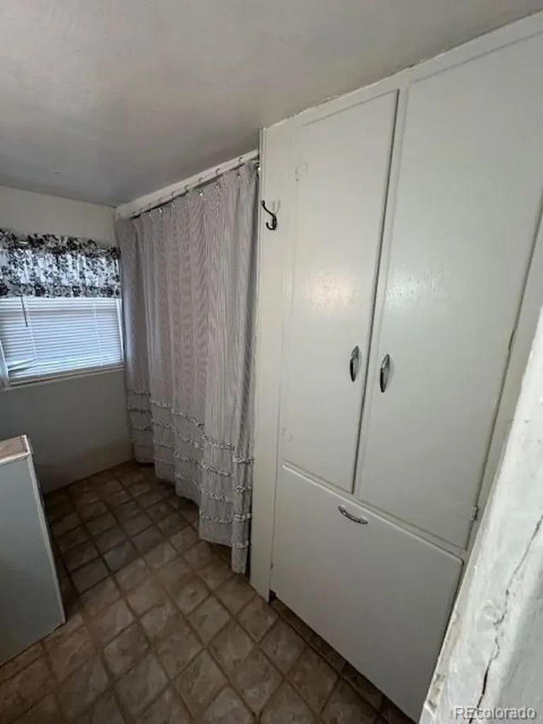 1012 Lincoln Street Wray CO 80758